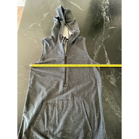 Nike  Dri-Fit Women's Obsessed gray pullover hoodie 1/2 zip sleeveless SM - Picture 9 of 10